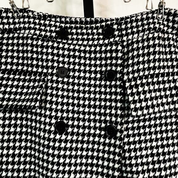 Forever 21 Button Front Mini Skirt - Black White Houndstooth, Size M - Picture 4 of 10